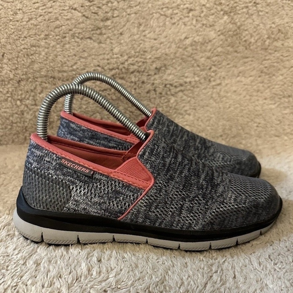 Skechers Work Shoes Womens 6 Black Pink Slip Resistant Ghenter Bronaugh EUC